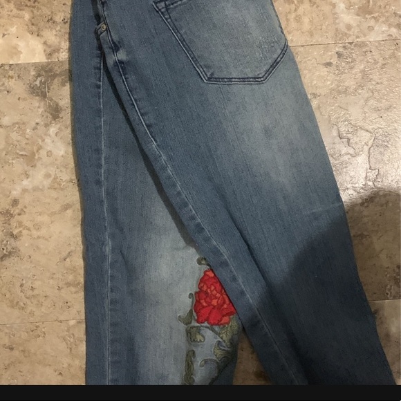 Red 3 multi roses - Picture 2 of 2